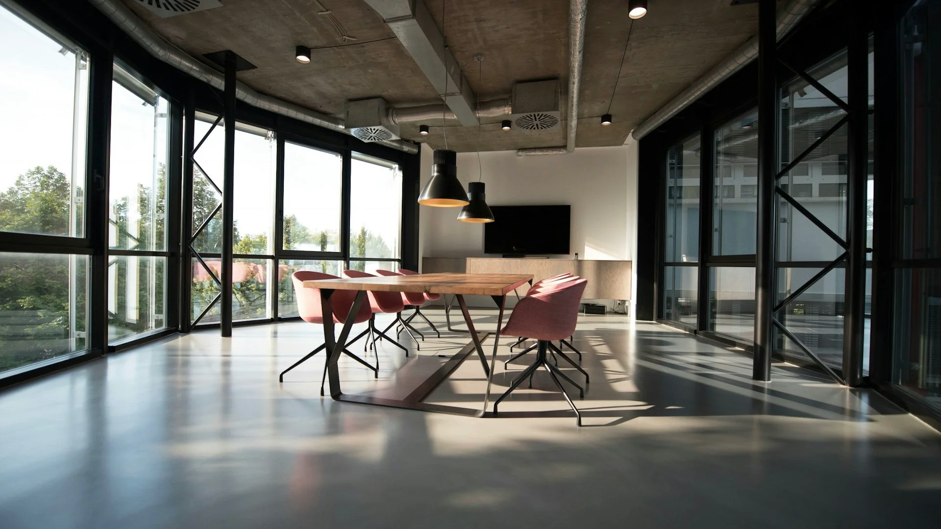Modern Office Space Planning: Circulation Grids, Acoustic Zones, and Natural Daylight