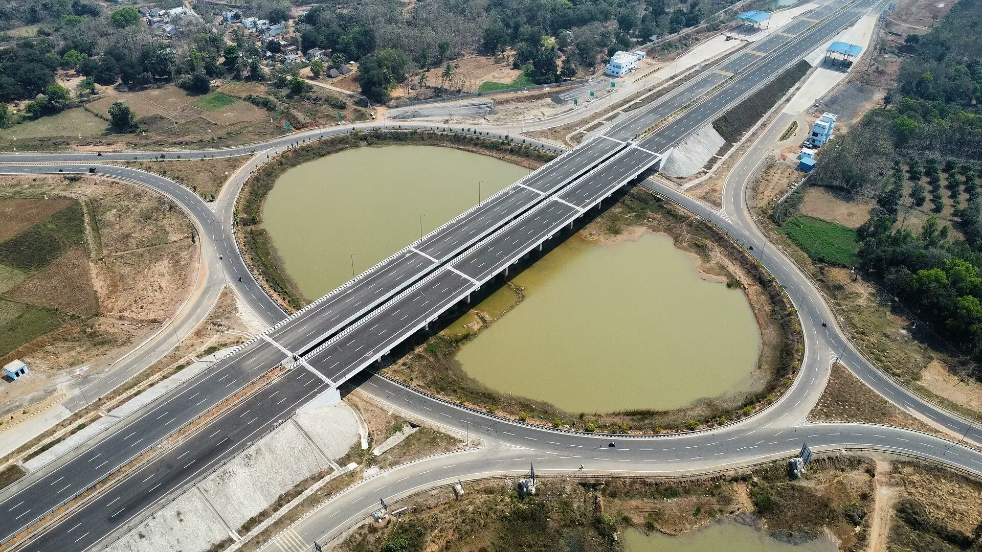 Highways & Arterial Corridors